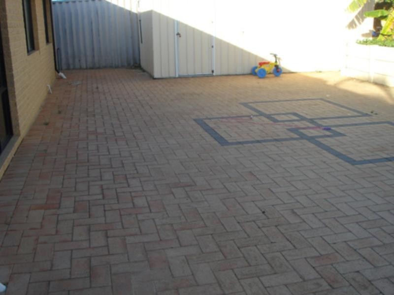 61 Picton Terrace, Alexander Heights WA 6064