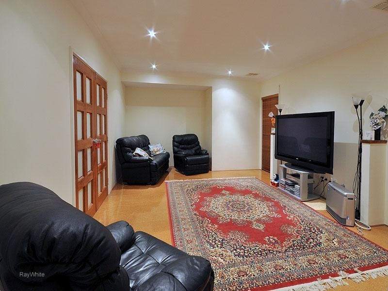 143 Hamilton Street, Stirling WA 6021