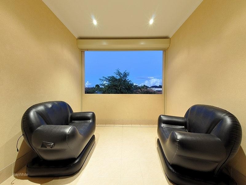 143 Hamilton Street, Stirling WA 6021