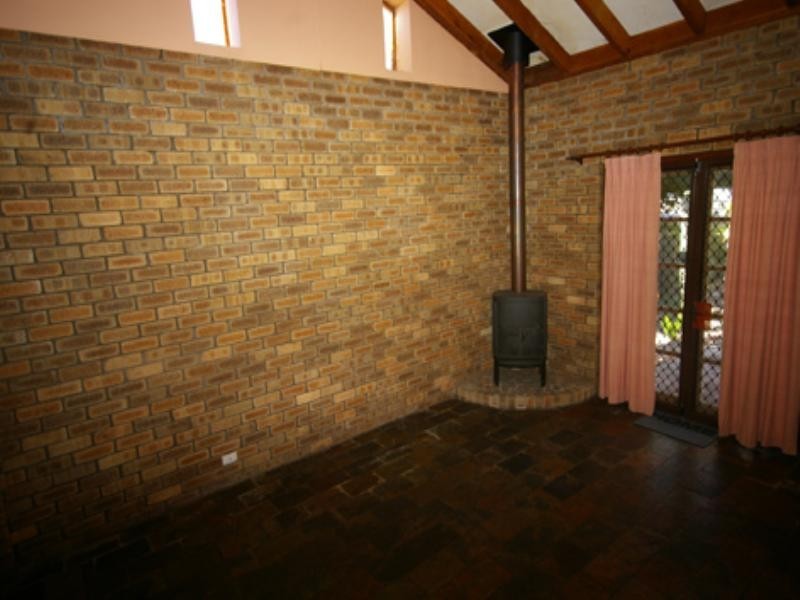 12 Chataway Road, Girrawheen WA 6064