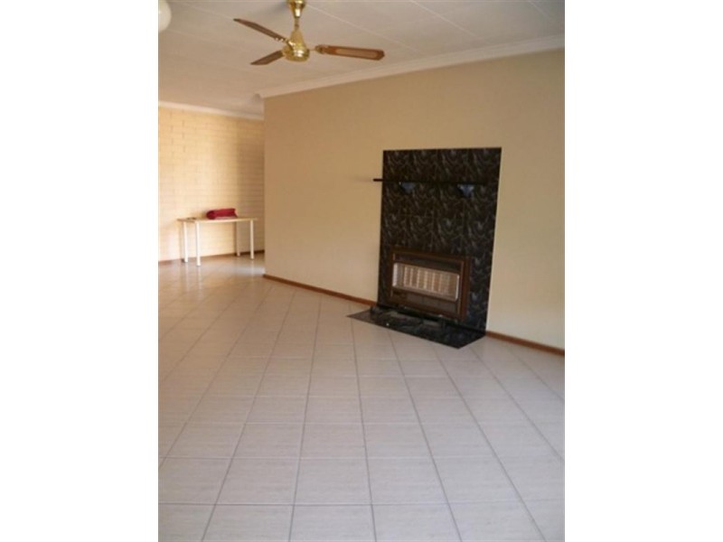 37 Arkana Road, Westminster WA 6061