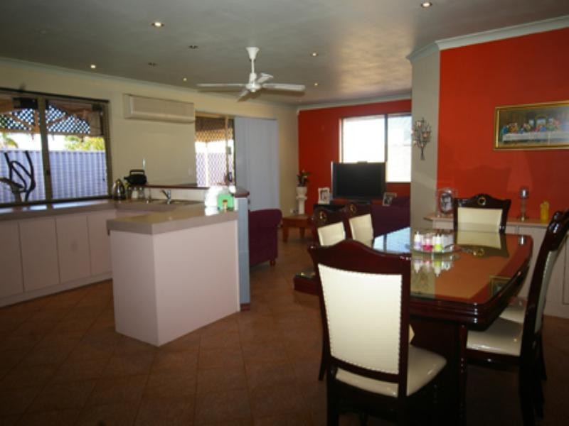 55 Woodleigh Gardens, Ballajura WA 6066