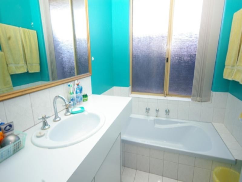 55 Woodleigh Gardens, Ballajura WA 6066