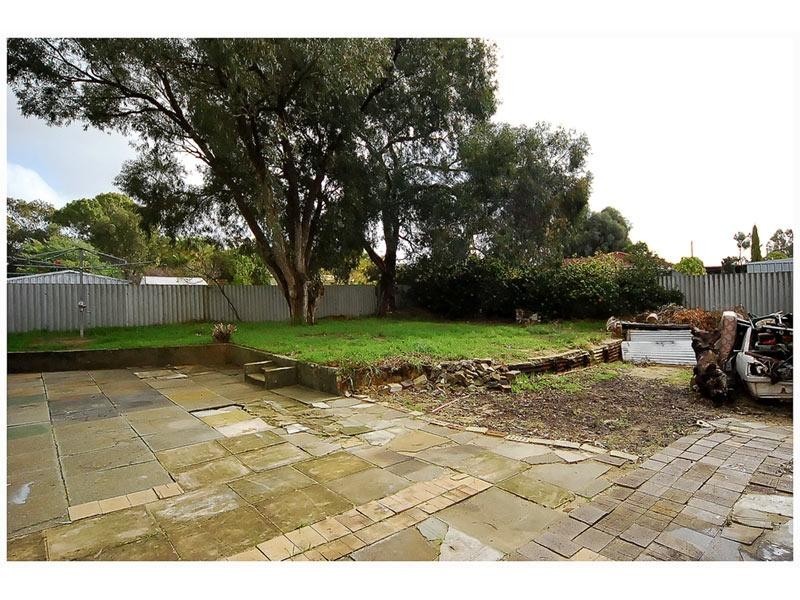11 Whitehouse Drive, Koondoola WA 6064