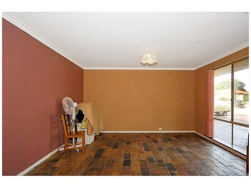 11 Whitehouse Drive, Koondoola WA 6064