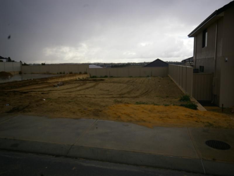 15 Bathurst Gardens, Darch WA 6065