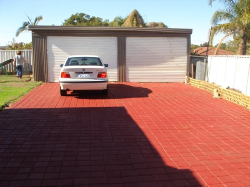 16 Barrallier Circle, Mirrabooka WA 6061