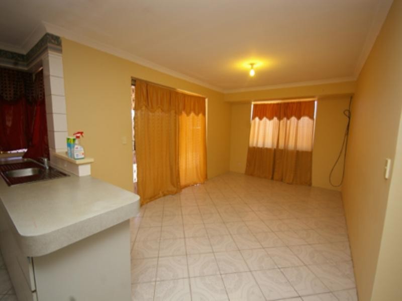 10 Cootha Court, Ballajura WA 6066