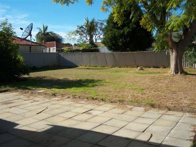 46 Finchley Crescent, Balga WA 6061