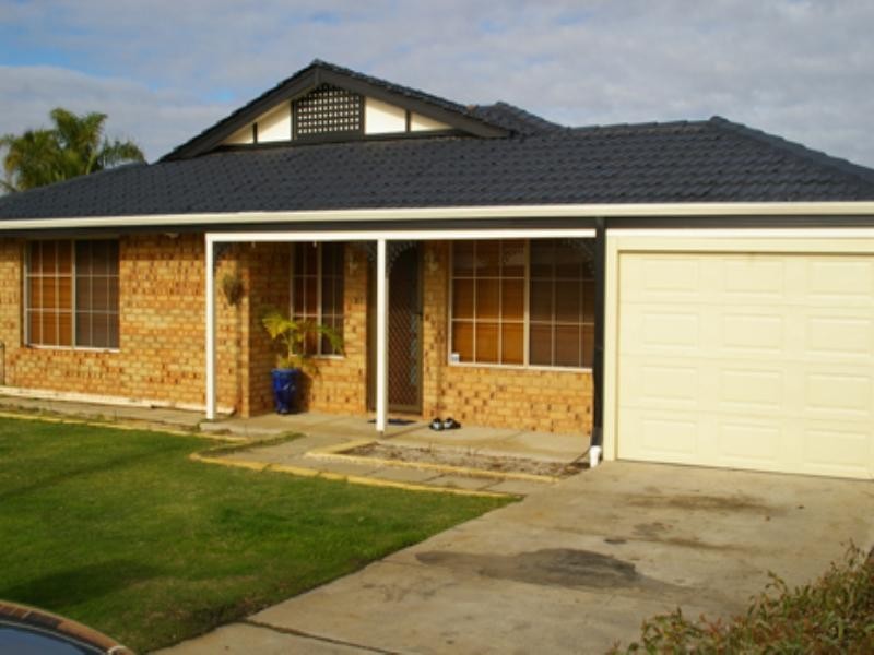 4 Funday Court, Ballajura WA 6066