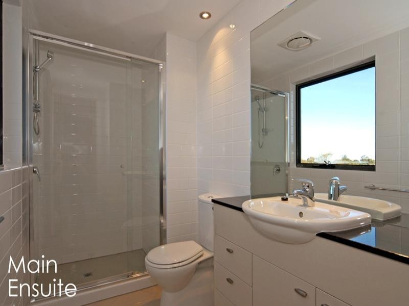 82/12 Tanunda Drive, Rivervale WA 6103