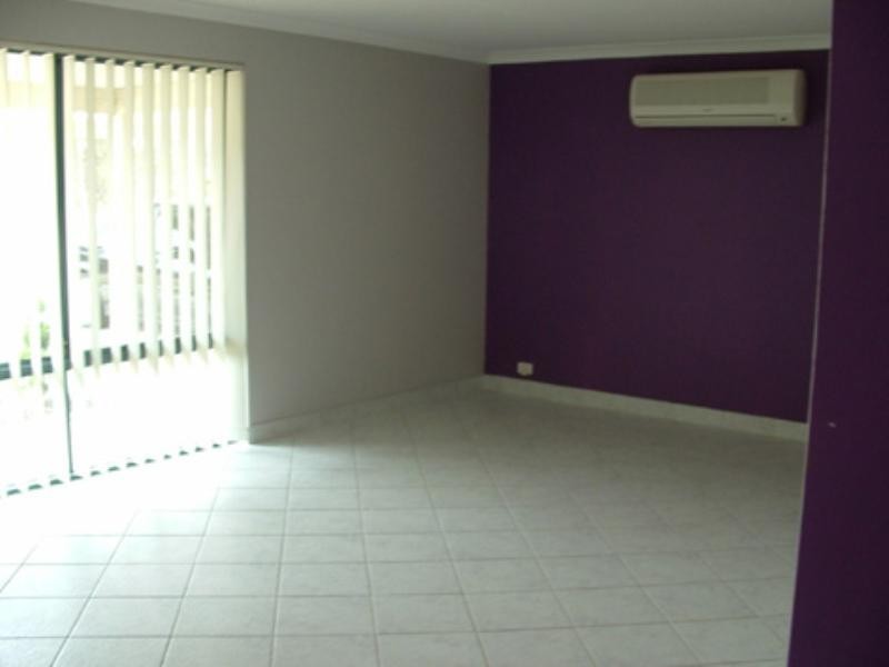 23 Grasstree Bend, Banksia Grove WA 6031