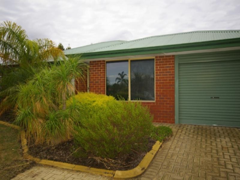 27 Javon Loop, Alexander Heights WA 6064