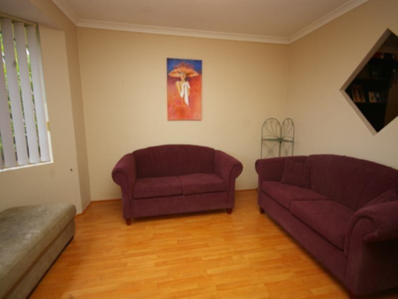 27 Javon Loop, Alexander Heights WA 6064