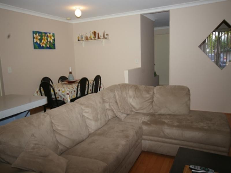 27 Javon Loop, Alexander Heights WA 6064