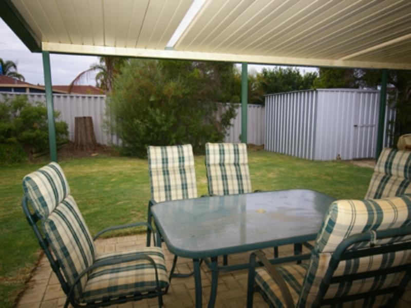 27 Javon Loop, Alexander Heights WA 6064