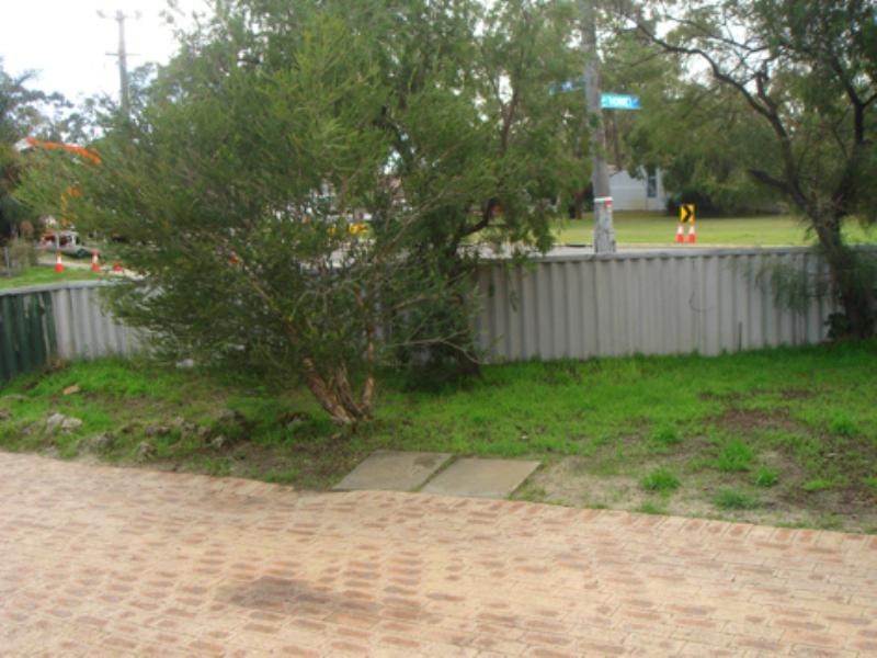 7 Loxwood Road, Balga WA 6061