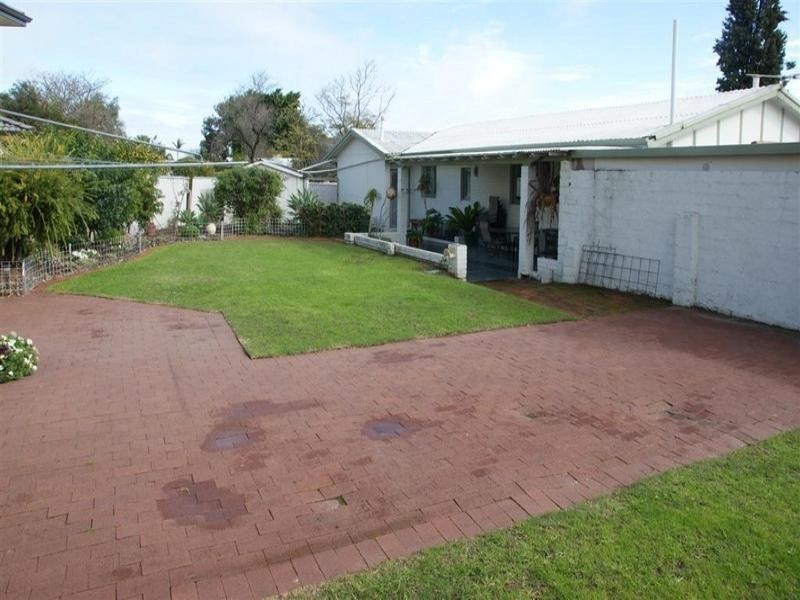 91 Eastdene Circle, Nollamara WA 6061