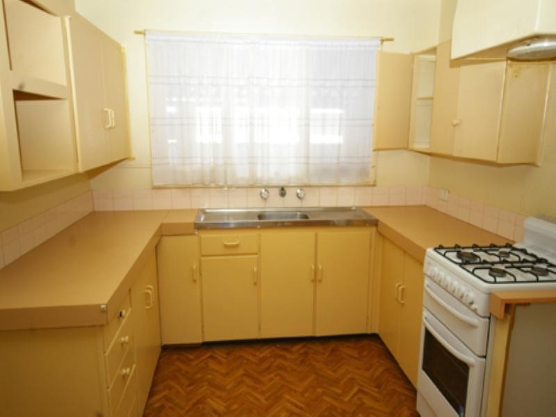 30 Meakers Way, Girrawheen WA 6064