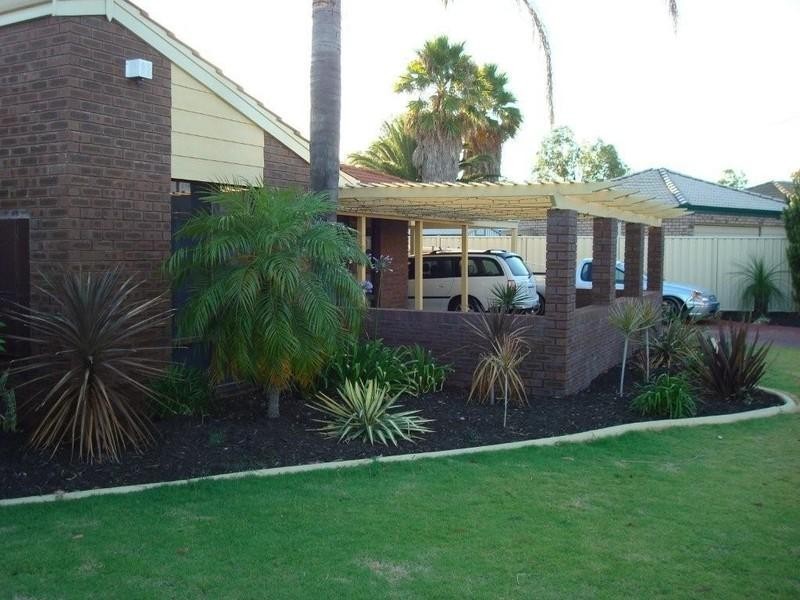 5 Le Grand Gardens, Marangaroo WA 6064