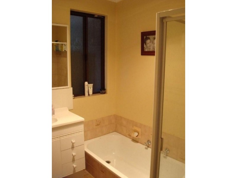 5 Le Grand Gardens, Marangaroo WA 6064