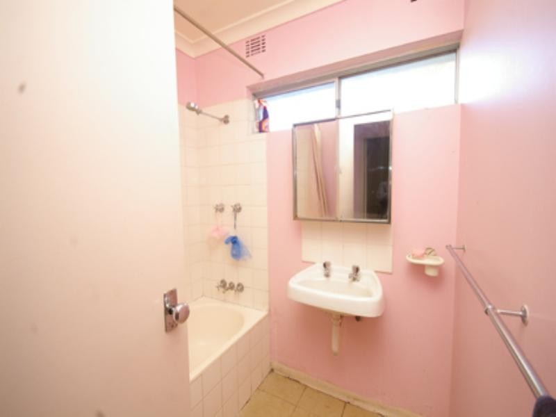 16e Wardlow Way, Balga WA 6061