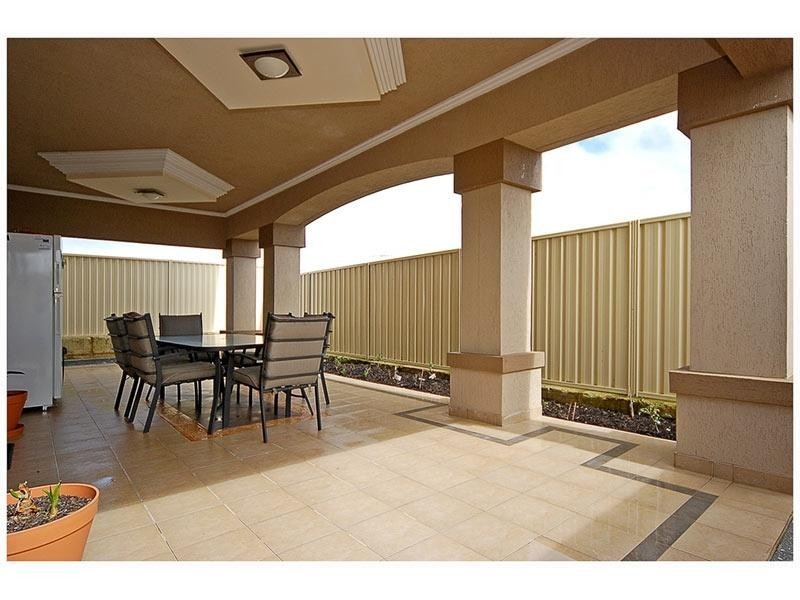 23 Eastcliff Street, Madeley WA 6065