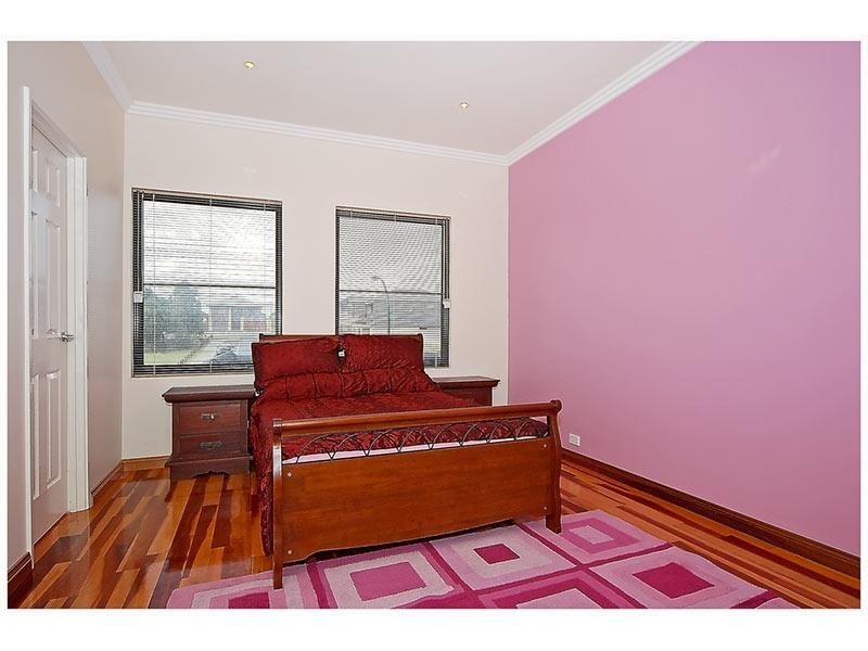 23 Eastcliff Street, Madeley WA 6065