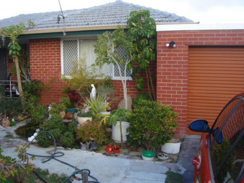 12 Pedler Place, Balga WA 6061