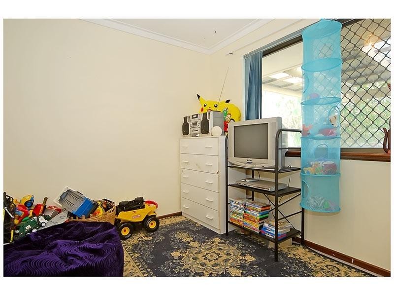 11 Quarkum Street, Wanneroo WA 6065