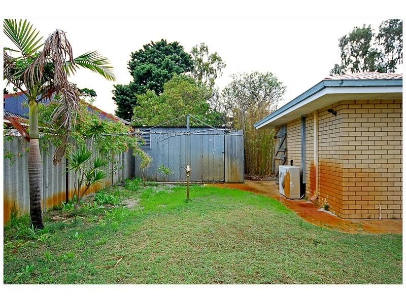 11 Quarkum Street, Wanneroo WA 6065