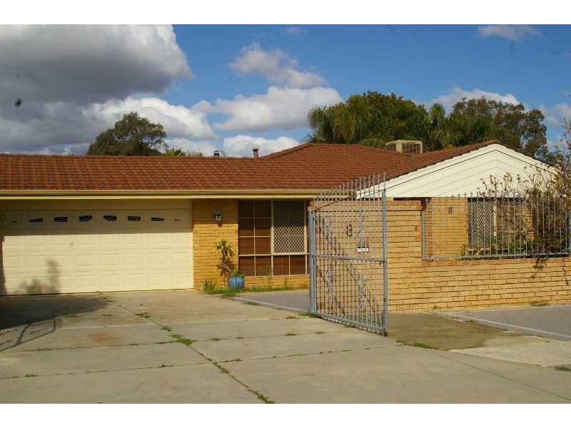 8 Avila Way, Alexander Heights WA 6064