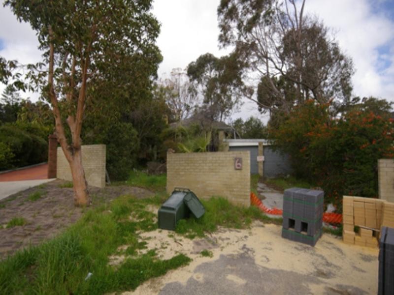 6 Hove Court, Nollamara WA 6061