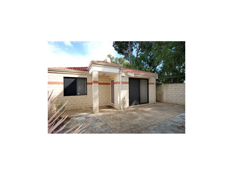 6/15 Deering Street, Westminster WA 6061