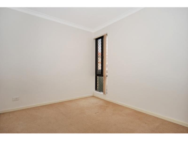 6/15 Deering Street, Westminster WA 6061