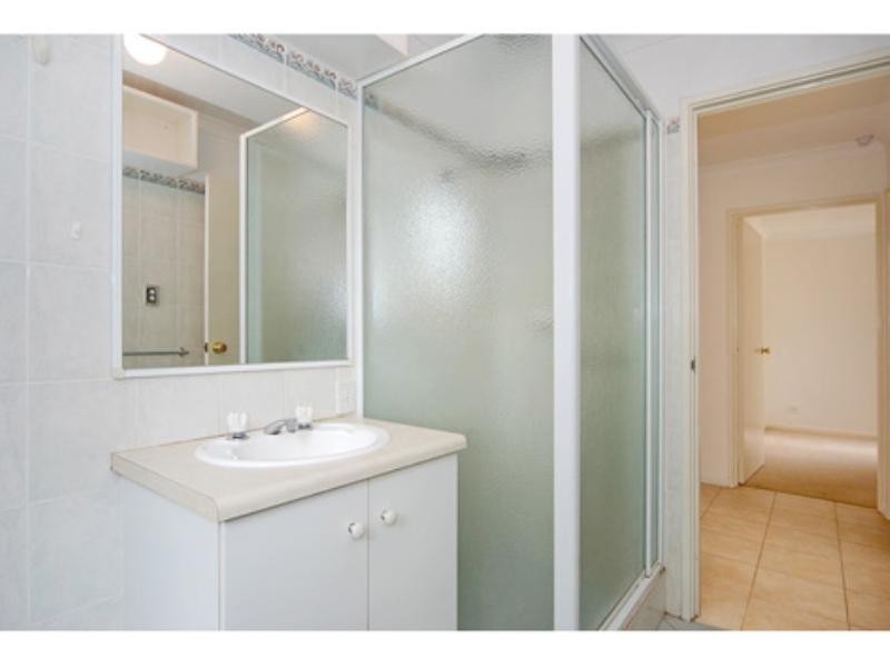 6/15 Deering Street, Westminster WA 6061