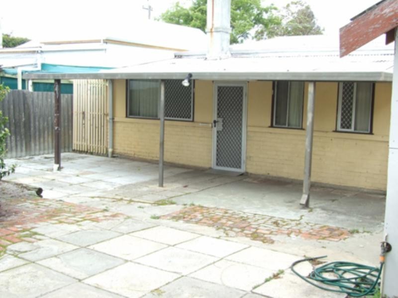 18 Arundel Street, Bayswater WA 6053