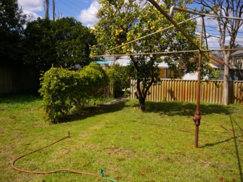 18 Arundel Street, Bayswater WA 6053