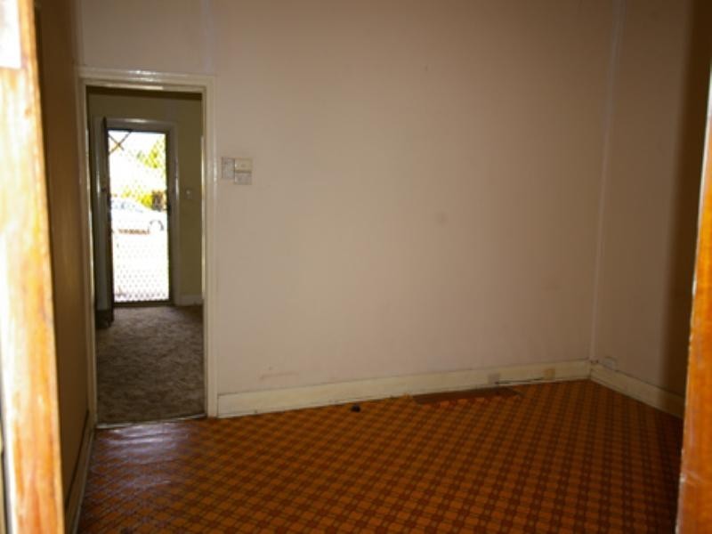 18 Arundel Street, Bayswater WA 6053