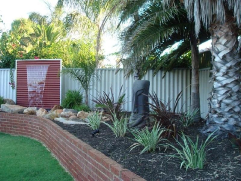 5 Le Grand Gardens, Marangaroo WA 6064
