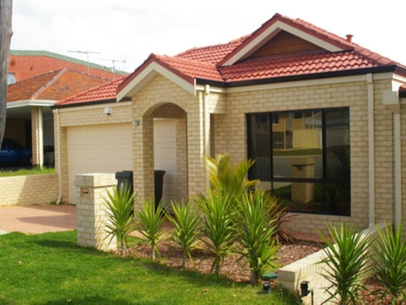 55 Marloo Road, Westminster WA 6061