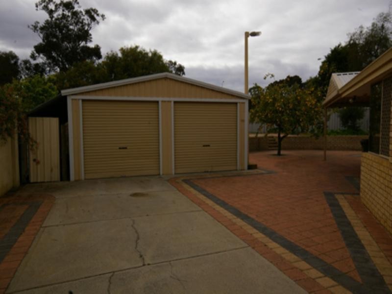 16 Sneddon Place, Balga WA 6061