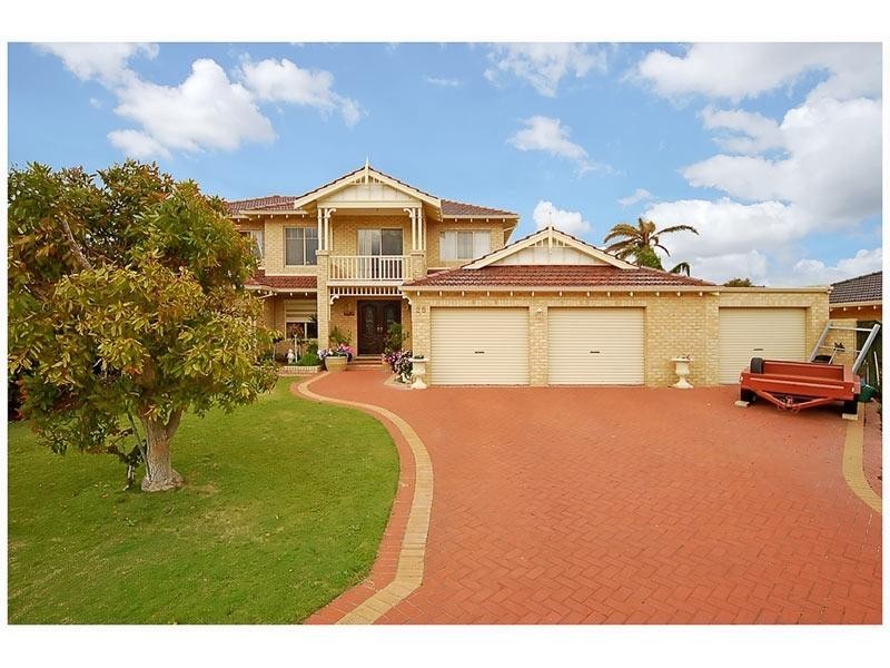 26 Millstream Rise, Hillarys WA 6025
