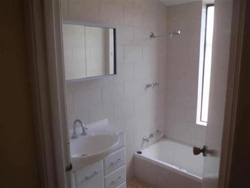 8 Snowberry Retreat, Mirrabooka WA 6061