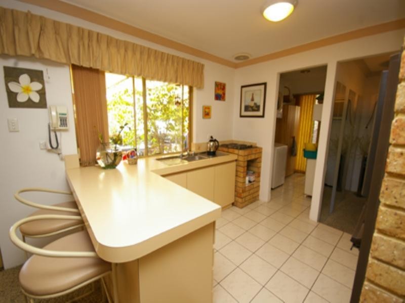 18 Dampier Loop, Mirrabooka WA 6061