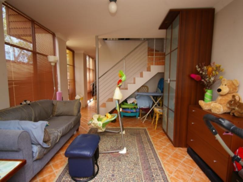 5/4 Court Place, Subiaco WA 6008