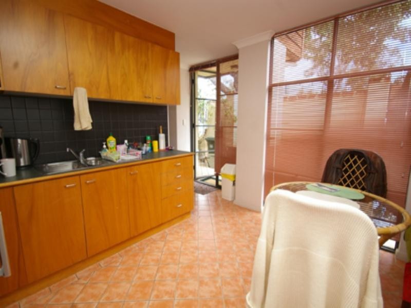 5/4 Court Place, Subiaco WA 6008