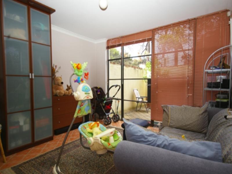 5/4 Court Place, Subiaco WA 6008