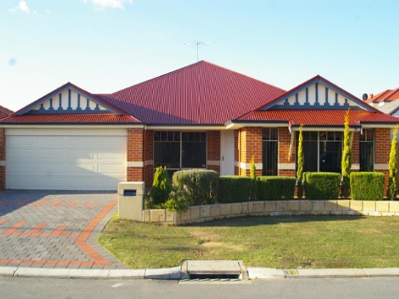 10 Whimbrel Parade, Beechboro WA 6063