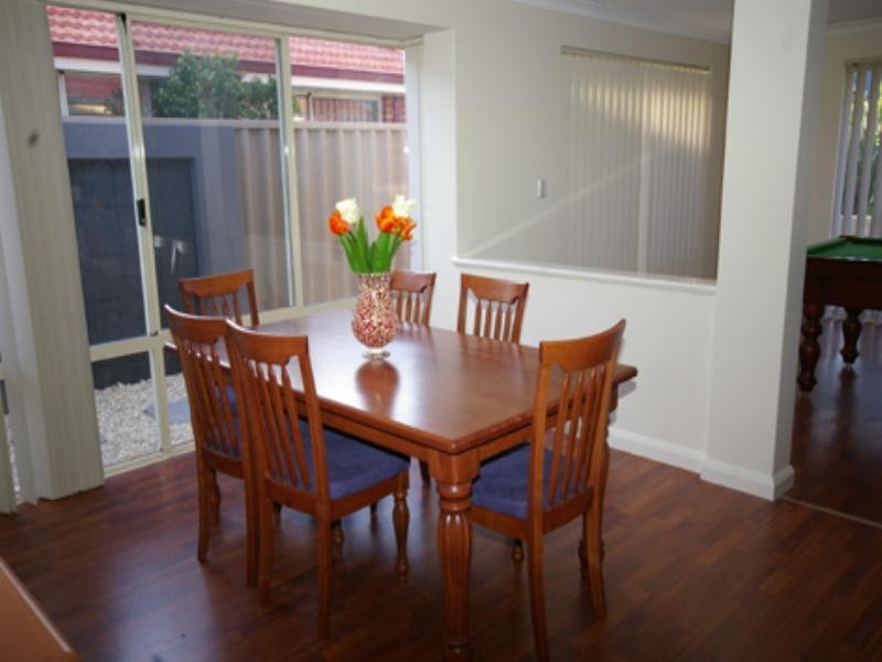 10 Whimbrel Parade, Beechboro WA 6063